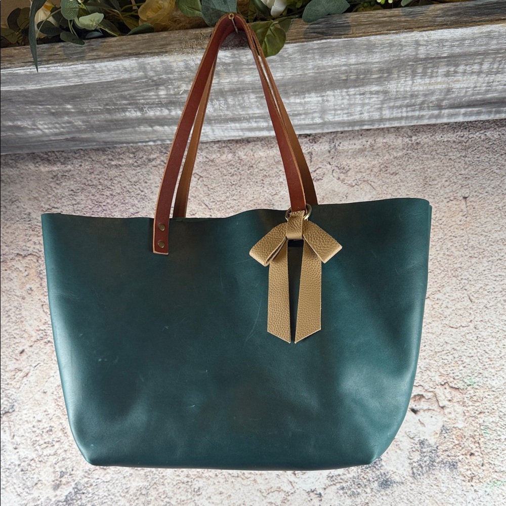 Elegant Portland hand made real leather Tote Bag. B24